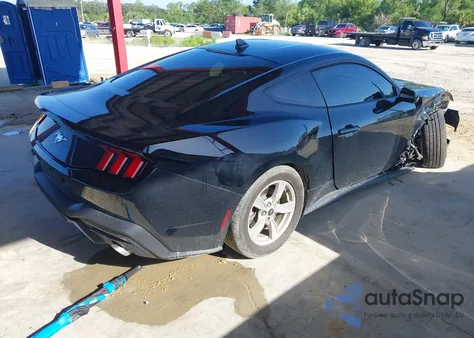 2024 Ford Mustang Ecoboost Fastback z USA, uszkodzony, nr VIN 1FA6P8TH9R5109746